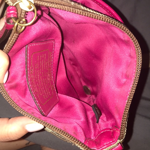 Small Coach Crossbody - Picture 4 of 6